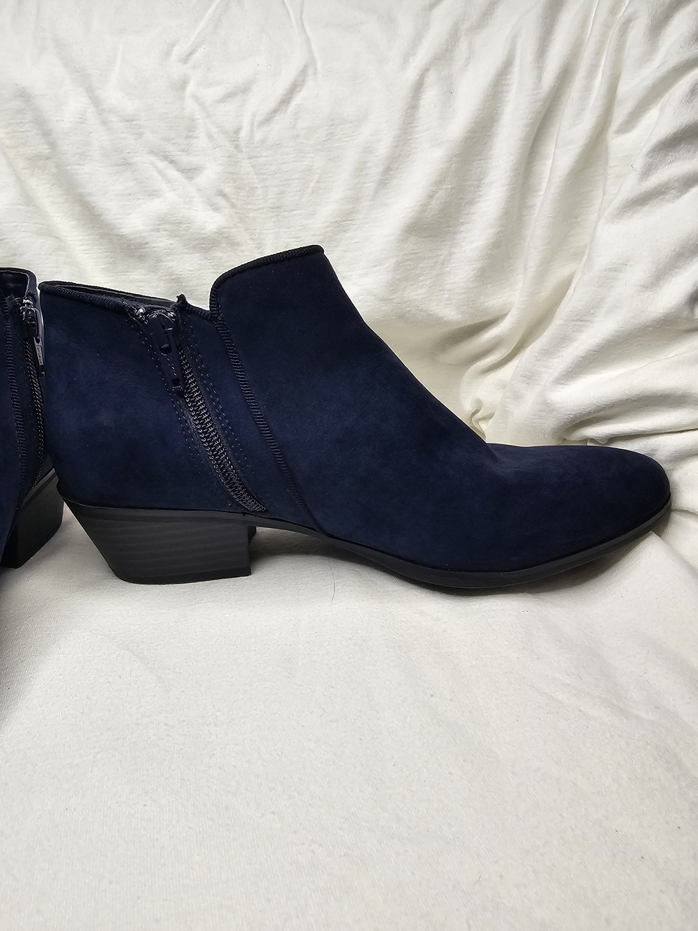 Style & Co. Wileyy Navy Faux Suede Ankle Booties Low Block Heel - Picture 5 of 16